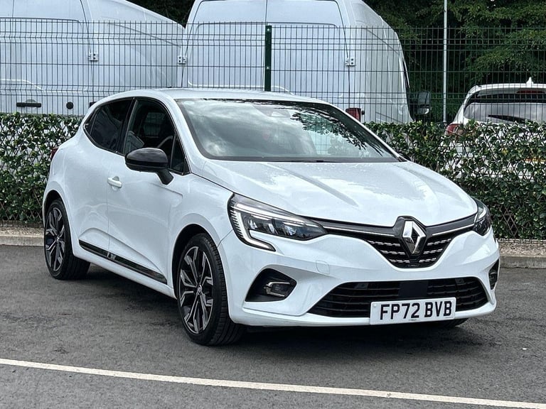 2022 Renault Clio 1.6 E-TECH Techno Hatchback 5dr Petrol Hybrid Auto Euro 6 (s/s) (145 ps) Hatchb...