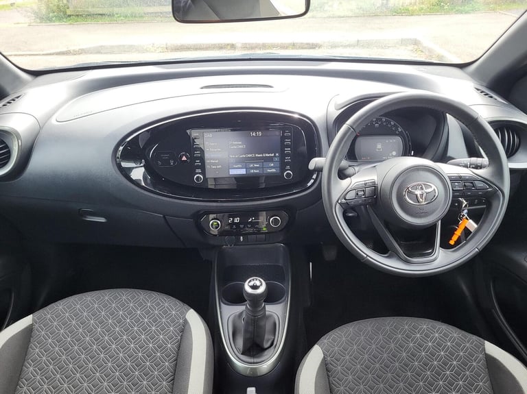 2022 Toyota Aygo X 1.0 VVT-i Edge 5dr Hatchback Petrol Manual