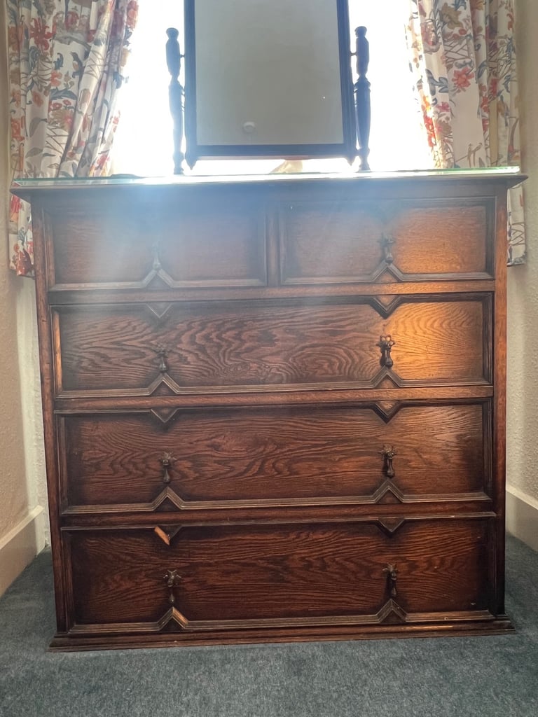 Antique Bedroom Set 