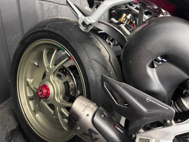 2021 Ducati Streetfighter V4S