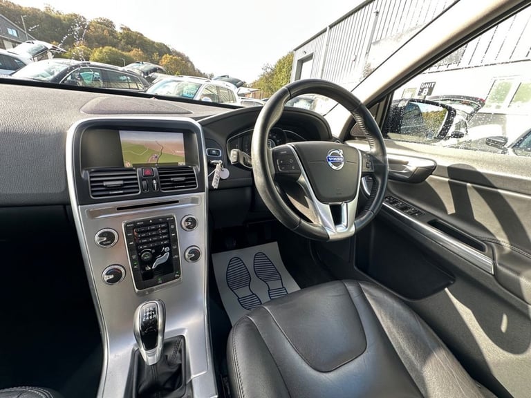 2017 Volvo XC60 D4 [190] SE Nav 5dr [Leather] ESTATE Diesel Manual
