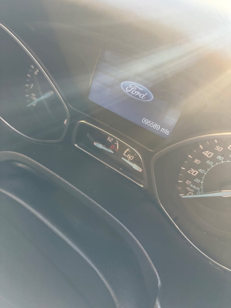 Ford, FOCUS, Estate, 2014, Manual, 1596 (cc), 5 doors