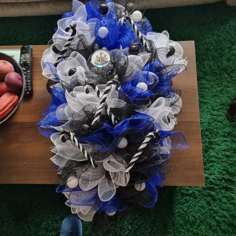 image for Newcastle teardrop wreath