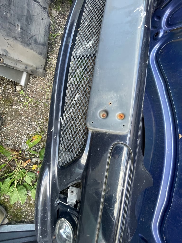Mercedes w203 c class front sport bumper 2004-2007 saloon or estate breaking car