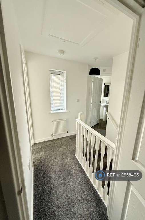 3 bedroom house in Rowantree Gardens, Redcar, TS10 (3 bed) (#2658405)