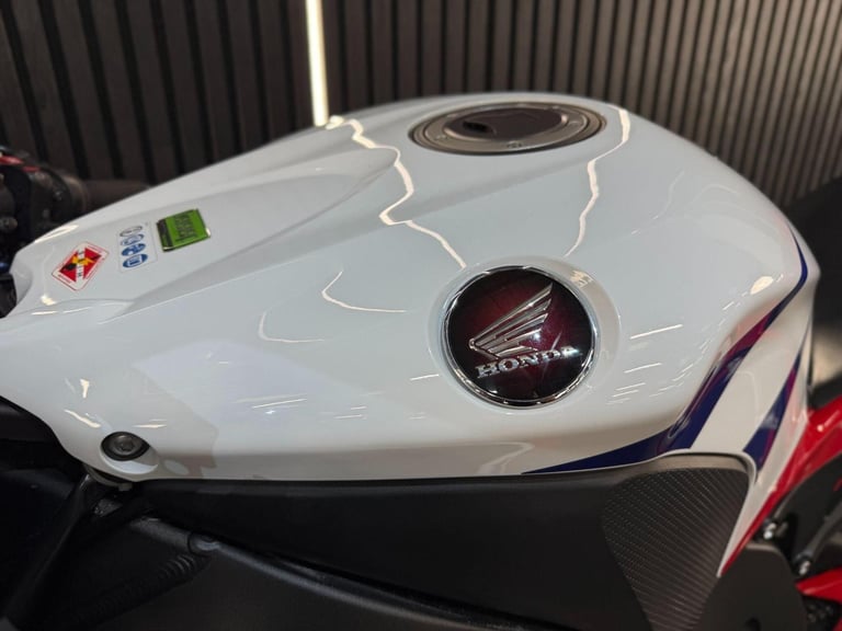 2014 Honda CBR1000RR Fireblade 1000