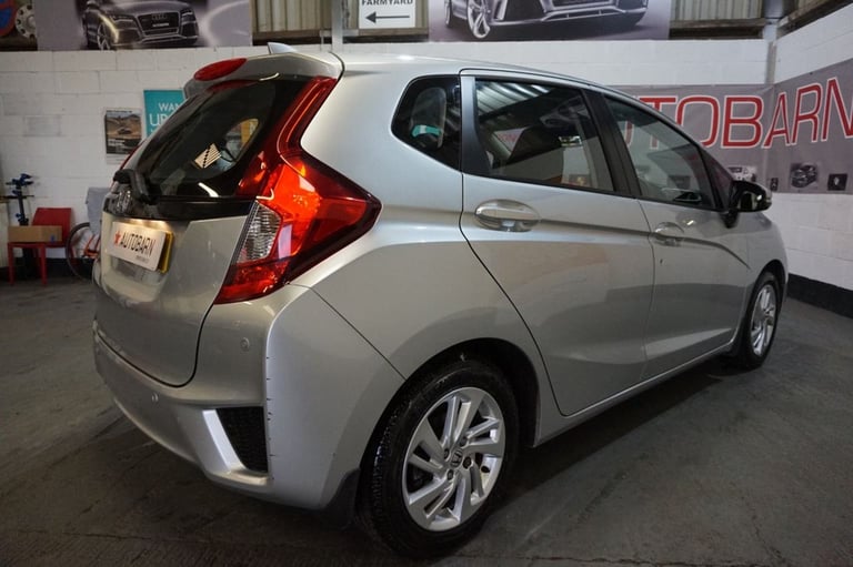 2017 Honda Jazz 1.3 i-VTEC SE Hatchback 5dr Petrol CVT Euro 6 (s/s) (102 ps) Hatchback Petrol Aut...