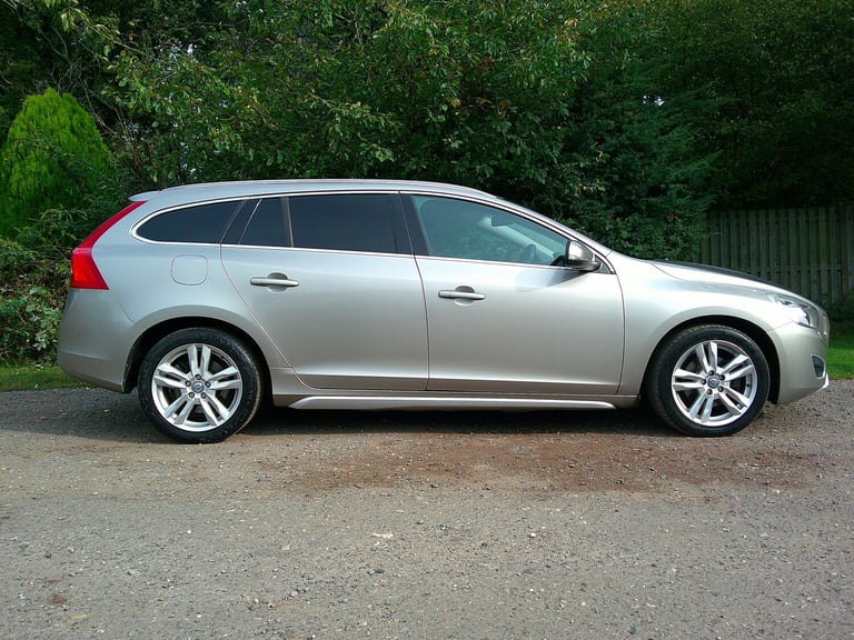 2012 Volvo V60 1.6 D2 SE Lux Estate 5dr Diesel Manual Euro 5 (s/s) (115 ps)