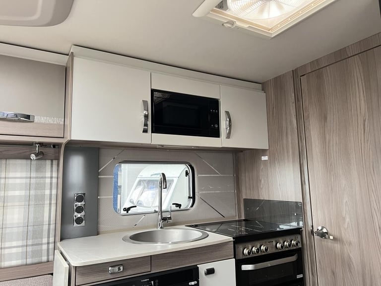 2024 SWIFT Challenger SE 560 