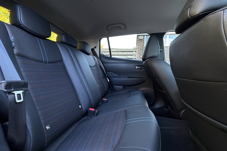  Nissan Leaf 40kwh 10 Hatchback 5dr Electric Auto 150 Ps Electric