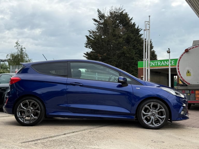 2017 Ford Fiesta 1.0T EcoBoost ST-Line Euro 6 (s/s) 3dr HATCHBACK Petrol Manual