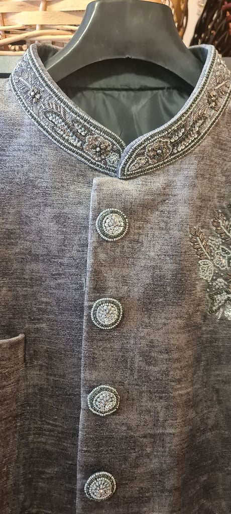 Wedding Suit / Kurta / Payjama / Jodhpuri / Sherwani / Salwar Kameez