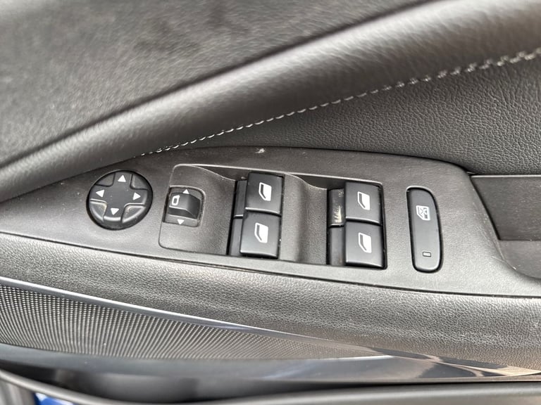 2022 Vauxhall Crossland Crossland Elite Edition 1.2 T Hatchback Petrol Manual