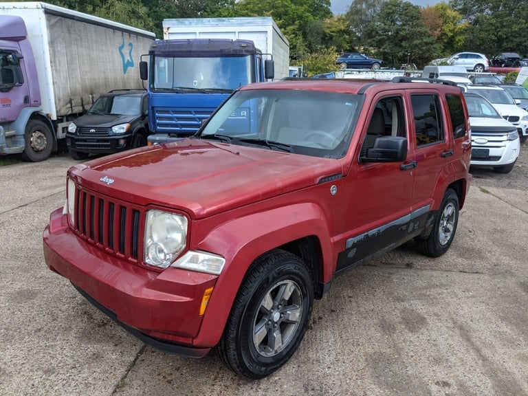 Left hand drive, Jeep Liberty, Fully loaded, only 105523 miles, Air-conditioning