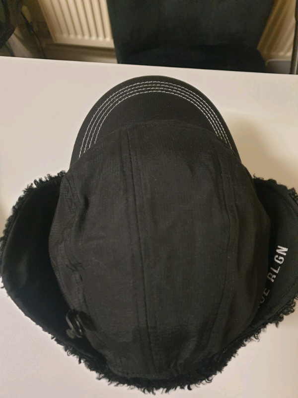 True Religion Trapper Hat Mens Winter Wear. One size fits all New