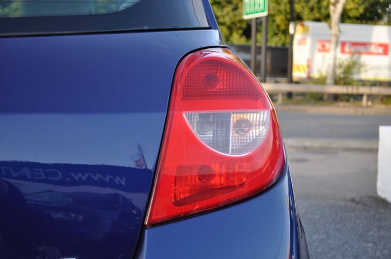 2007 Renault Clio 1.6 Clio Privilege Auto 5dr Hatchback Petrol Automatic