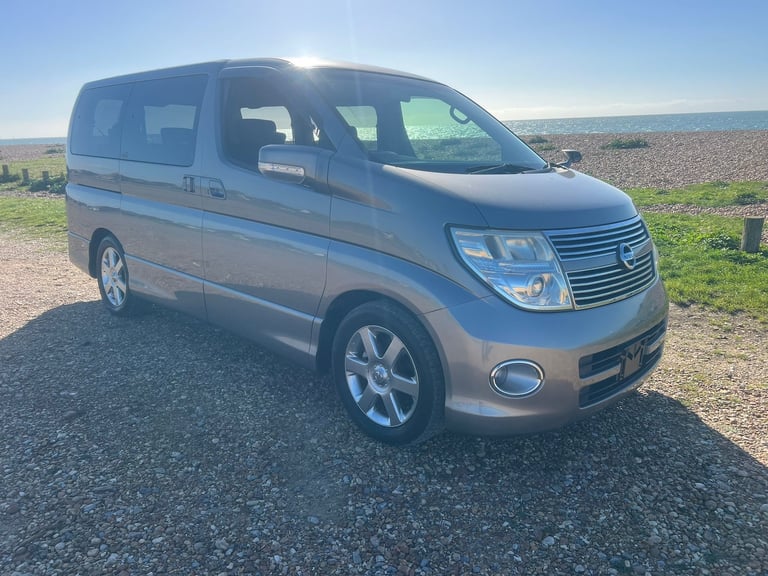 2009 Nissan Elgrand Highwat Star 2.5 Petrol Auto 8 Seater Low Miles ULEZ