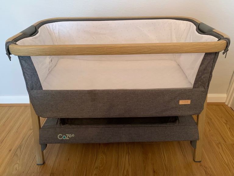 Tutti Bambini Cozee Bedside Crib