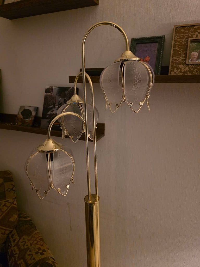 Vintage Gold Tulip Floral Floor Lamp