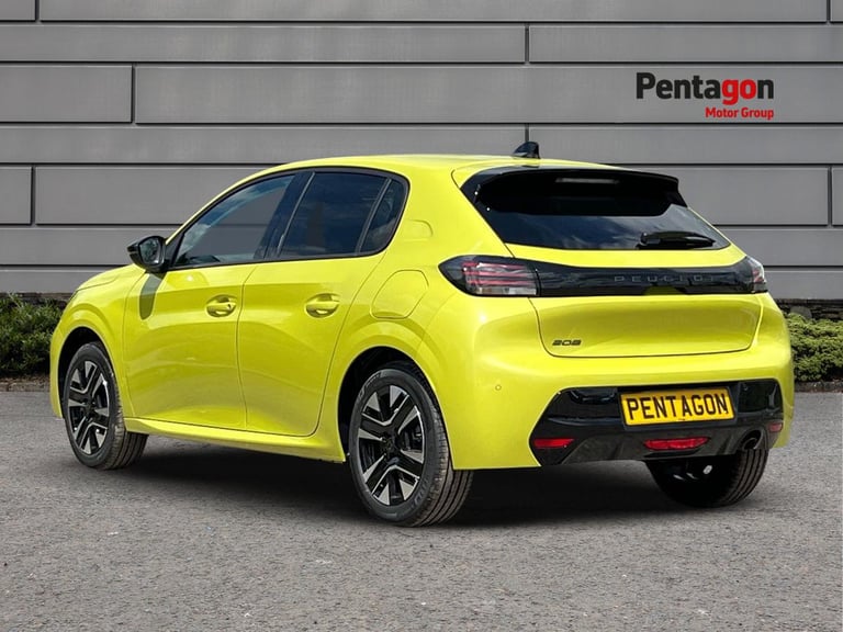  Peugeot 208 1.2 Puretech Allure Hatchback 5dr Petrol Manual Euro 6 s/s 100 Ps