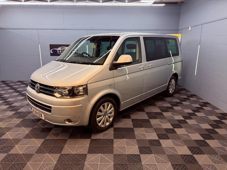 2011 Volkswagen Caravelle 2.0 TDI Executive DSG Euro 5 5dr MPV Diesel Automatic