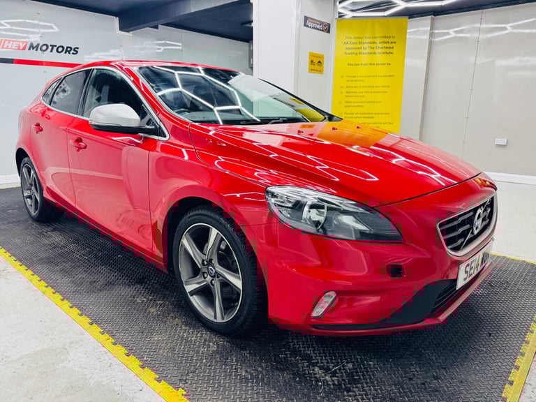 image for 2014 Volvo V40 1.6 T2 R-Design Euro 5 (s/s) 5dr HATCHBACK Petrol Manual