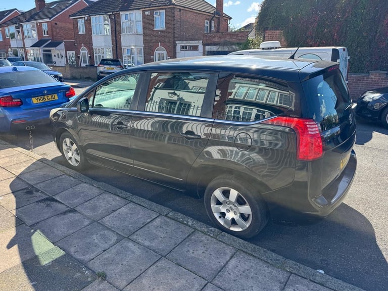 PEUGEOT 5008 1.6 HDI MPV 7 SEATER DEISEL ON THE 2010 MODEL