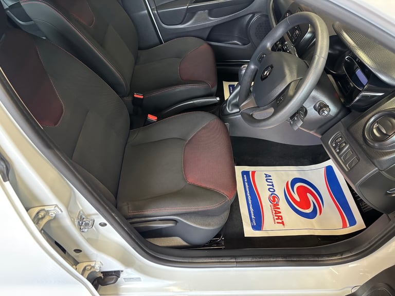 2016 Renault Clio 1.2 16V Play 5dr HATCHBACK Petrol Manual