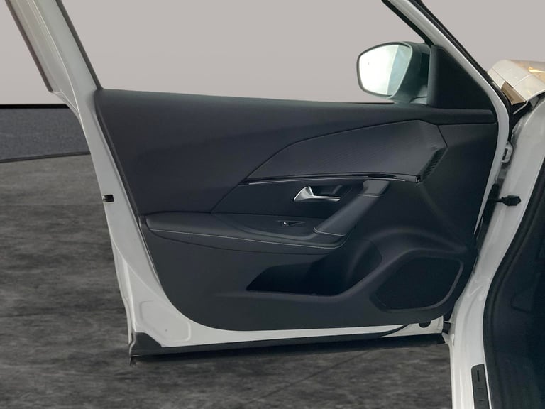 2023 Peugeot E-2008 50kWh GT SUV 5dr Electric Auto (7kW Charger) (136 ps) - LED - REVERSE CAM - S...