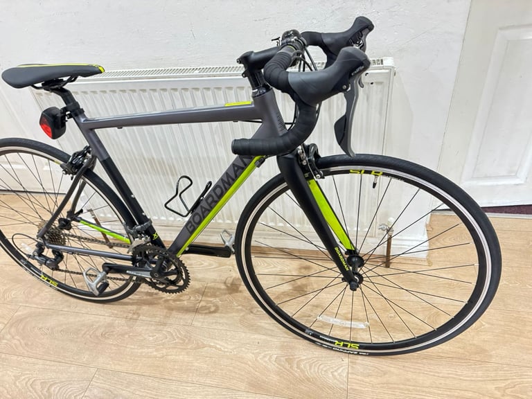 Boardman SLR 8.6 road bike in immaculate condition all fully working 