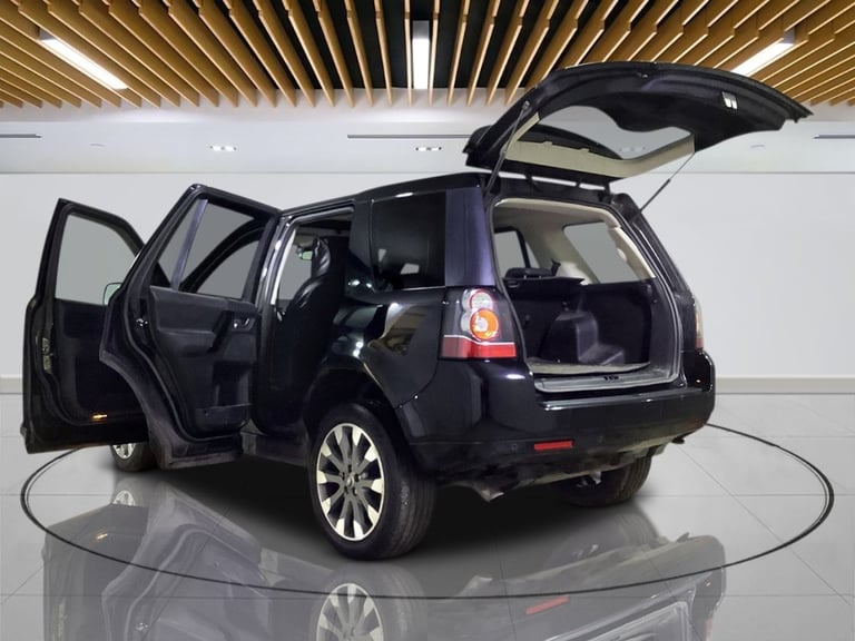2014 Land Rover Freelander 2 2.2 SD4 Metropolis SUV 5dr Diesel CommandShift 4WD Euro 5 (190 ps) D...