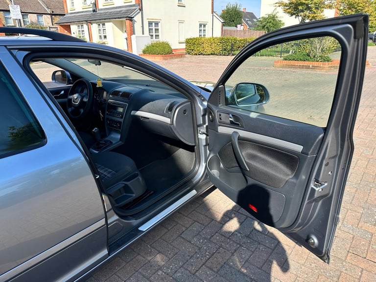 2013 Skoda Octavia 1.4 TSI SE Euro 5 5dr Petrol Manual