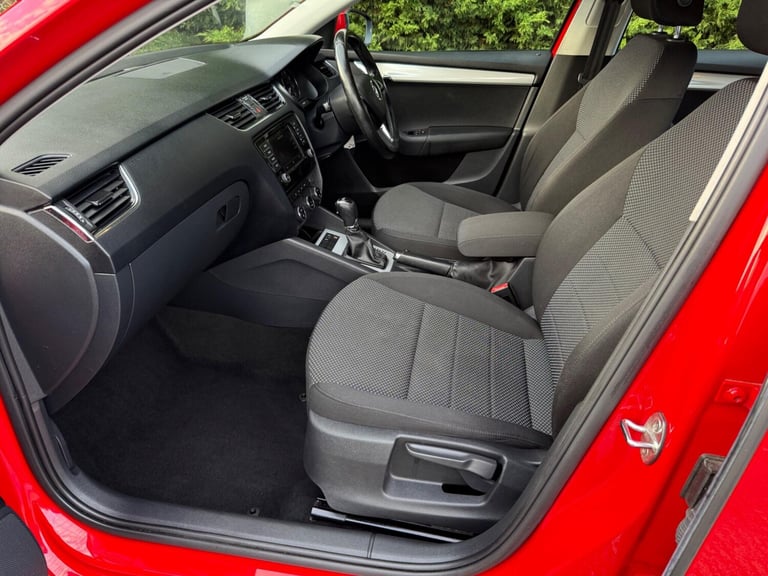 2016 Skoda Octavia 1.6 TDI SE DSG Euro 6 (s/s) 5dr HATCHBACK Diesel Automatic