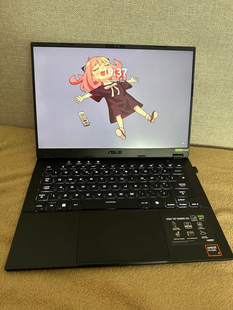ASUS TUF GAMING LAPTOP 14 Ryzen 7 RTX 4050 1TB