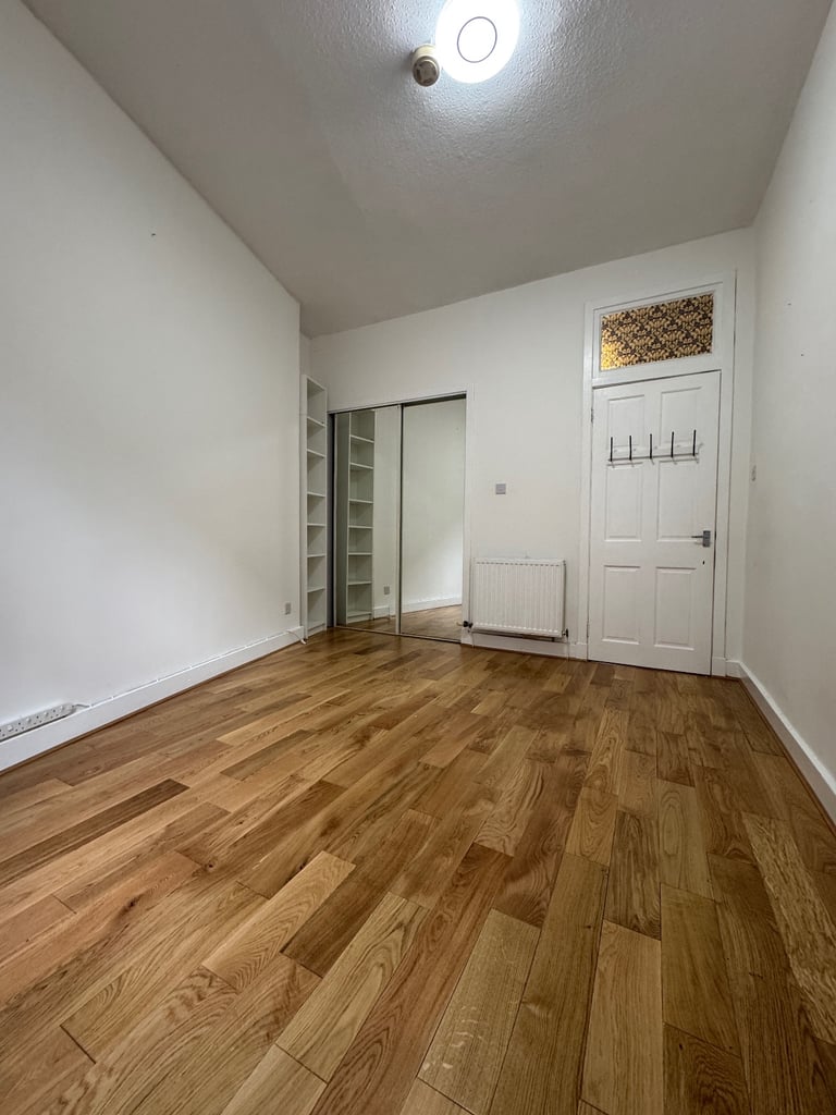 3 bedroom flat in Norval Street, Partick, West End, Glasgow, G11 7RX