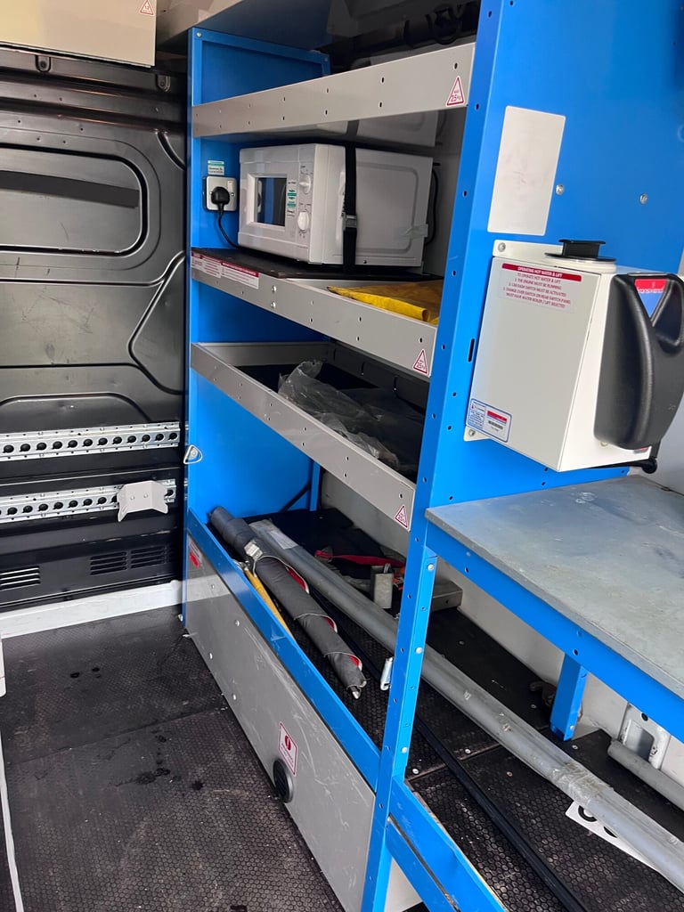 FORD TRANSIT 2.0 TDCi - H3 L2 - WORKSHOP VAN - FSH - BIG SPEC - NO VAT