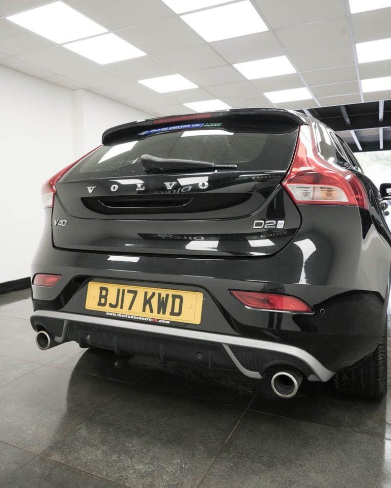  Volvo V40 2.0 D2 R-Design Nav Plus Euro 6 (s/s) 5dr Diesel Manual