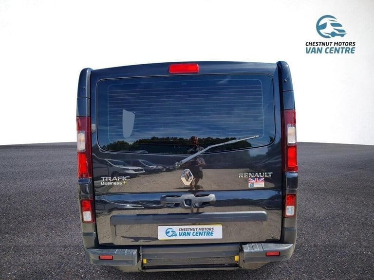 Renault Trafic Vauxhall Vivaro WAV Wheelchair Access Vehicle L1H1 2016 No VAT