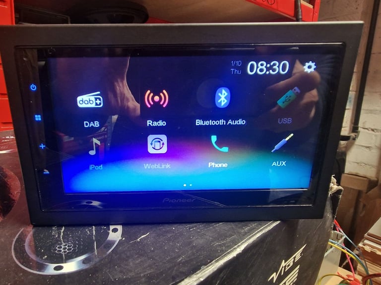 DOUBLE DIN PIONEER DMH 340DAB STEREO