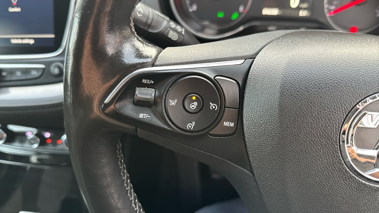 2018 Vauxhall Grandland X 1.2 Turbo Sport Nav 5dr Petrol Hatchback Hatchback Petrol Manual