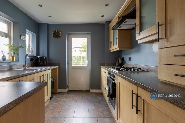4 bedroom house in Upper Approach Road, Broadstairs, CT10 (4 bed) (#2637942)