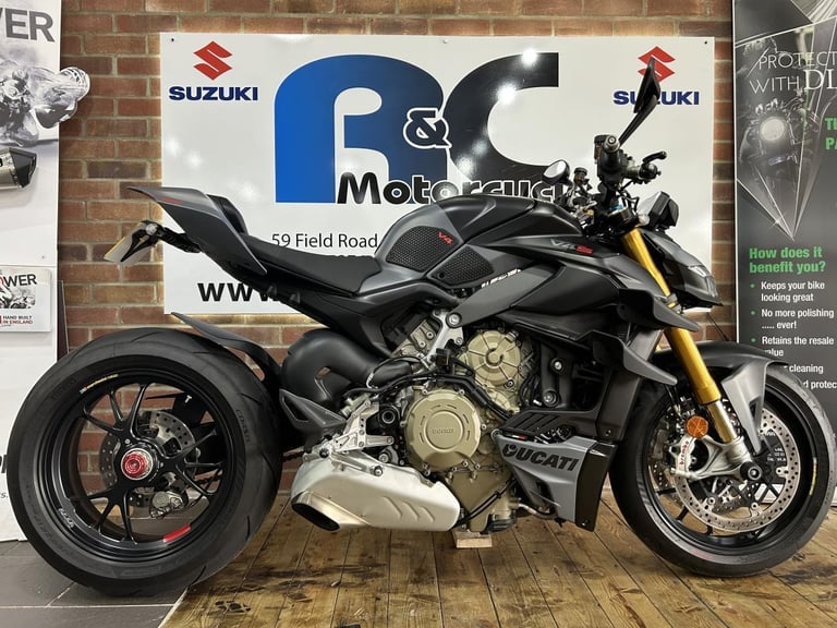 2023 Ducati Streetfighter V4s