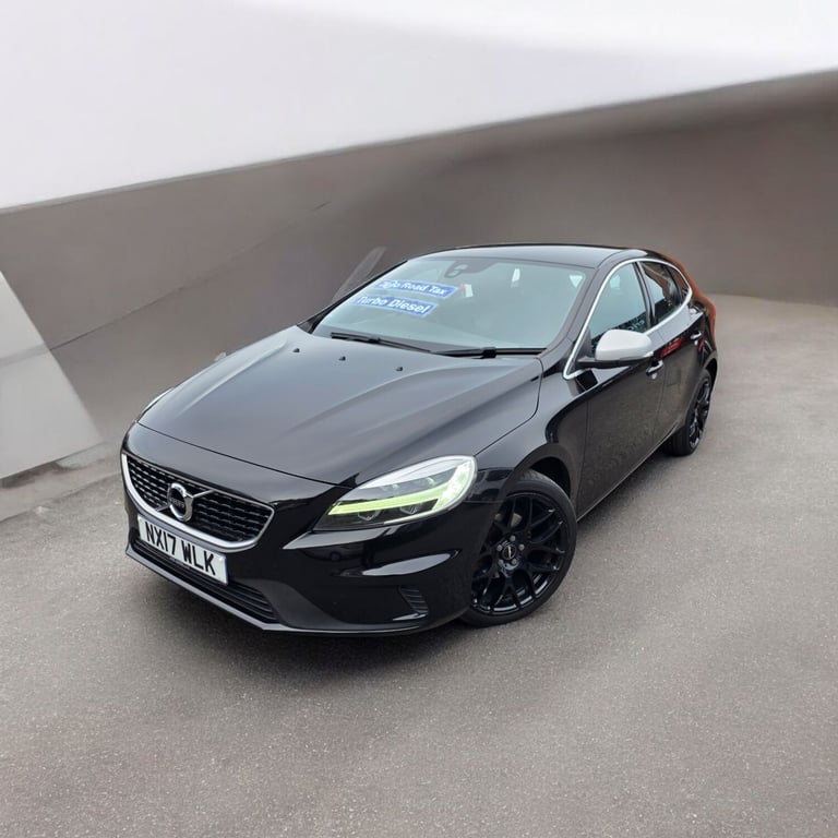image for 2017 Volvo V40 D2 [120] R DESIGN Nav Plus 5dr HATCHBACK Diesel Manual