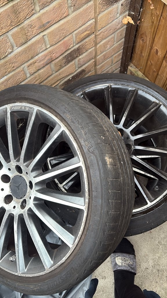 Mercedes c class alloys 19” 