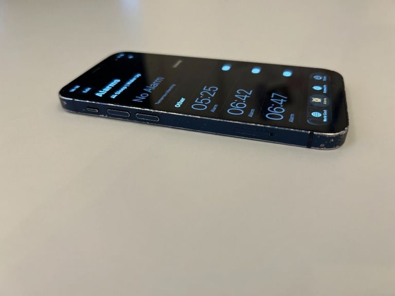 iPhone 12 mini - 128gb - Midnight Blue - £150 ONO
