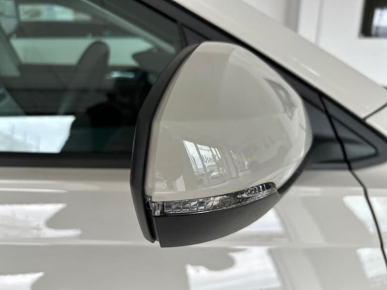2024 Volkswagen Polo MK6 Facelift (2021) 1.0 80PS Life MANUAL Hatchback Petrol Manual