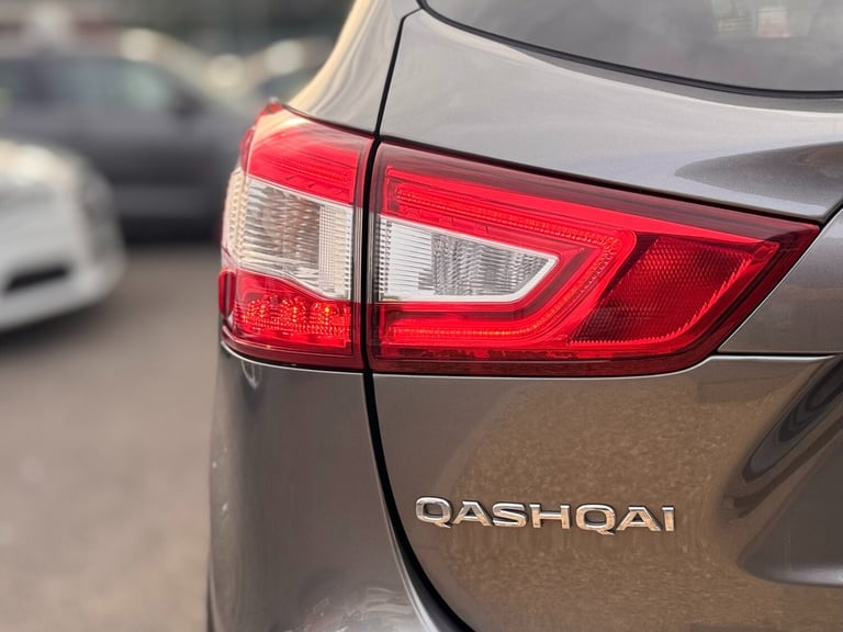 2015 Nissan Qashqai 1.6 dCi Tekna 5dr 4WD HATCHBACK Diesel Manual