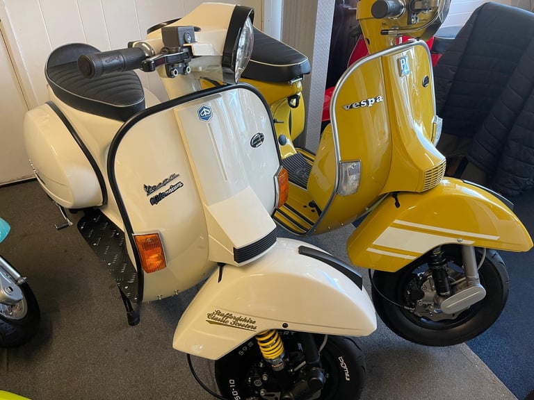 VESPA PAGGIO PX 125 number 204 Ron Daley special 