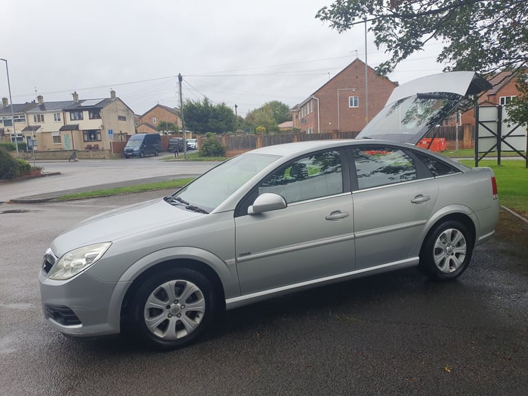 2007 Vauxhall Vectra 1.8i VVT Design 5dr HATCHBACK Petrol Manual