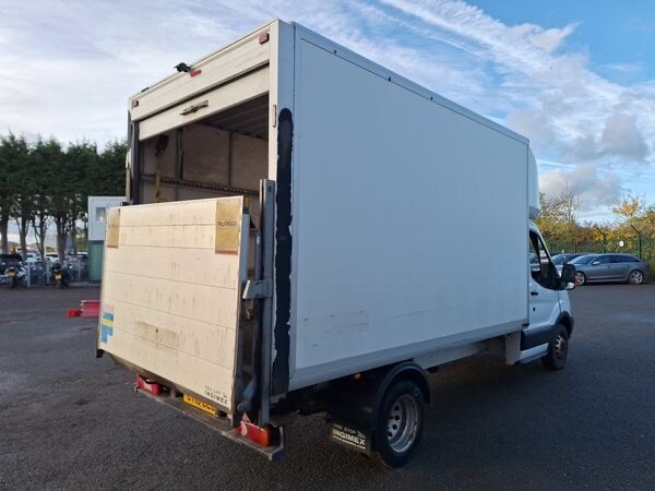 2016 Ford Transit 2.2 TDCi 350 Chassis Cab 2dr Diesel Manual RWD L3 H1 Euro 5